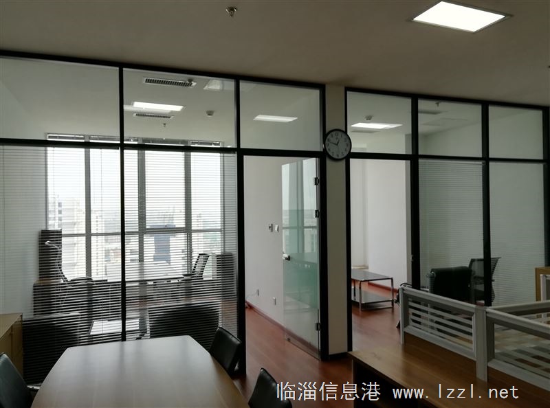 房主出租張店高新區創業火炬廣場D座寫字樓辦公室
